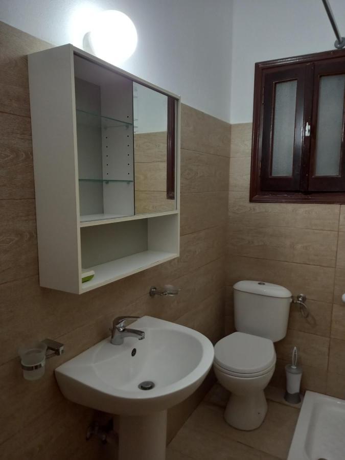 Kostas Apartments ซีดารี ภายนอก รูปภาพ