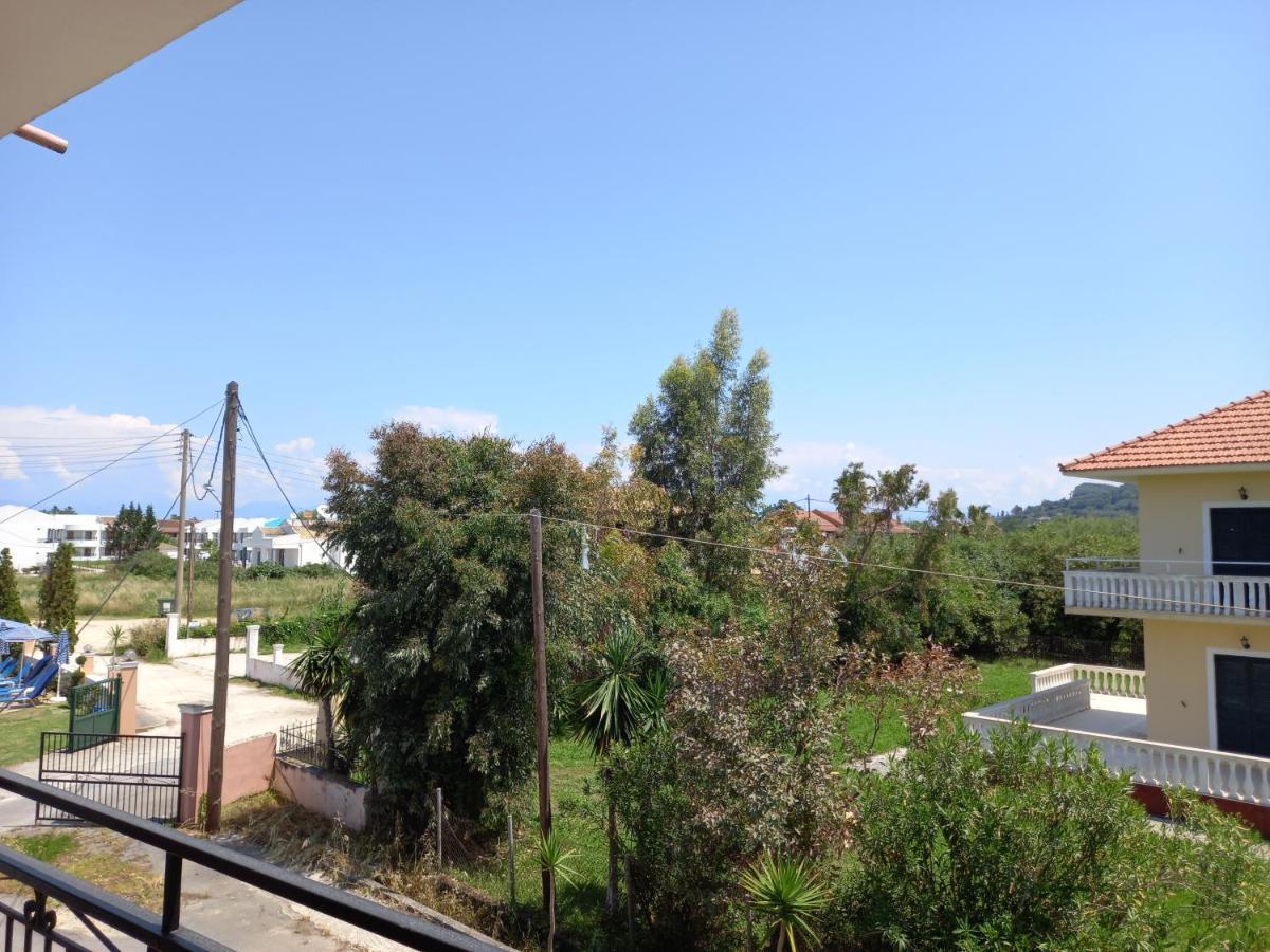 Kostas Apartments ซีดารี ภายนอก รูปภาพ