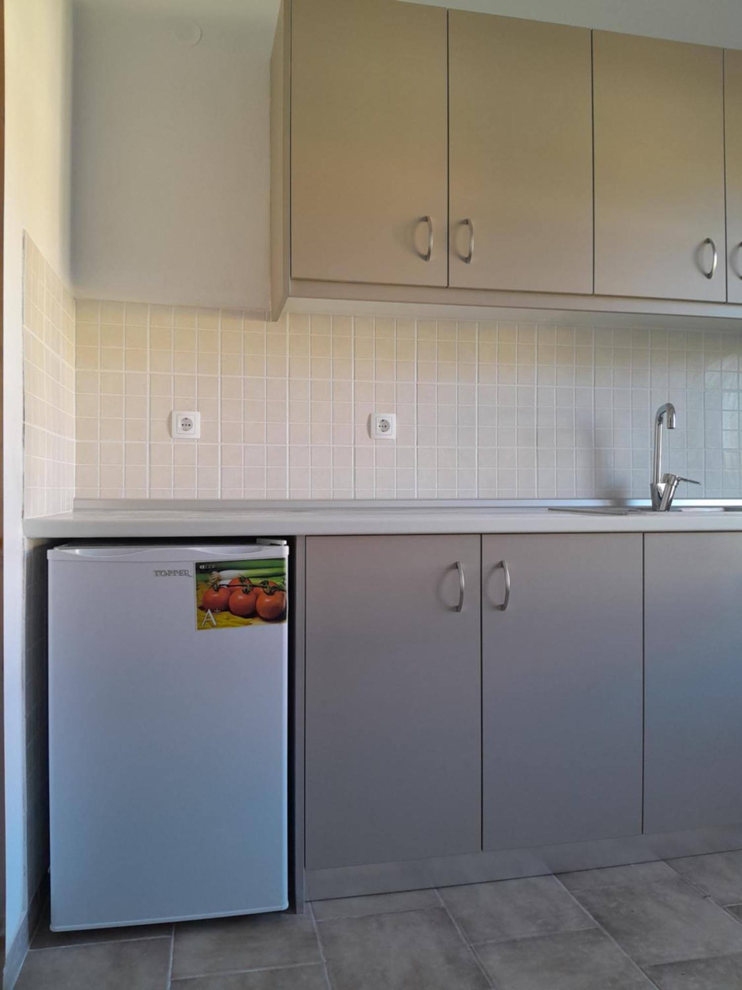 Kostas Apartments ซีดารี ภายนอก รูปภาพ